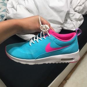 nike air max girls tennis shoe